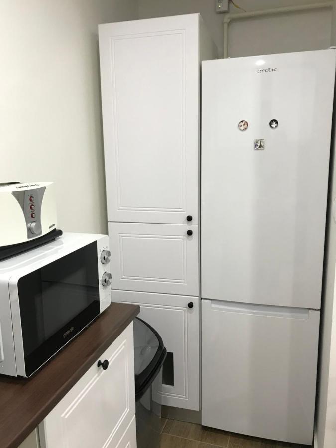 Comfy Apartment - Free Private Parking,Ac,Wi-Fi Carei Dış mekan fotoğraf
