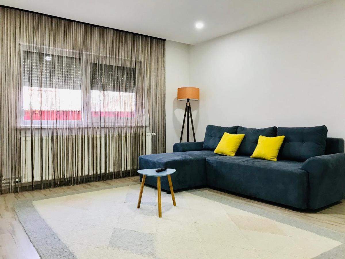 Comfy Apartment - Free Private Parking,Ac,Wi-Fi Carei Dış mekan fotoğraf